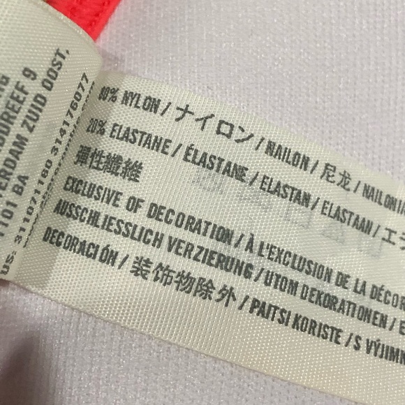 Hollister Bikini Top size small - Picture 4 of 4